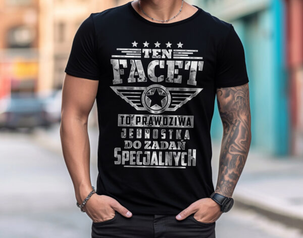KOSZULKA TEN FACET TO PRAWDZIWA JEDNOSTKA DO ZADAŃ SPECJALNYCH - Koszulka męska z nadrukiem na walentynki, dzień chłopaka. Prezent na urodziny, święta, dzień ojca.