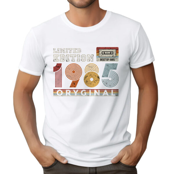 LIMITED EDITION BEST OF 1985 ORYGINAL - koszulka męska z nadrukiem. Prezent na urodziny święta walentynki dzień chłopaka dzień ojca.