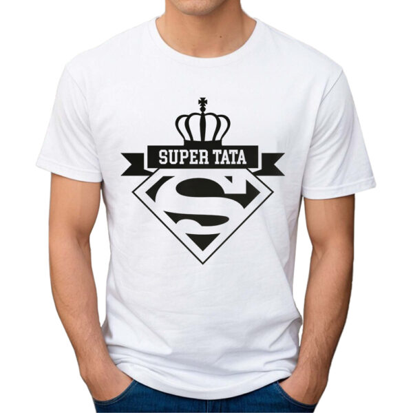 SUPER TATA - koszulka męska z nadrukiem na dzień ojca. Prezent dla Taty.