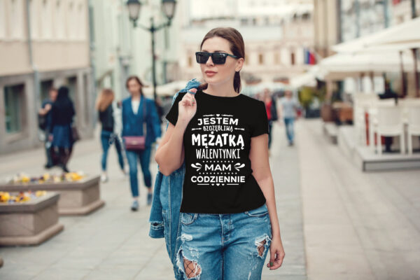 - Koszulka damska z nadrukiem na walentynki, dzień kobiet. Prezent na urodziny, święta.
