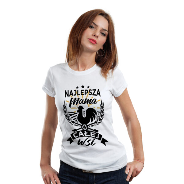 AJLEPSZA MAMA W CAŁEJ WSI - koszulka damska z nadrukiem. Prezent na dzień mamy, urodziny, święta walentynki dzień kobiet.