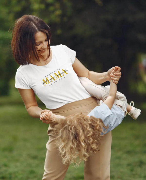 KOSZULKA NAJLEPSZA MAMA NA ŚWIECIE DZIĘKUJĘ ZA WSZYSTKO - koszulka damska z nadrukiem. Prezent na dzień mamy, urodziny, święta walentynki dzień kobiet.