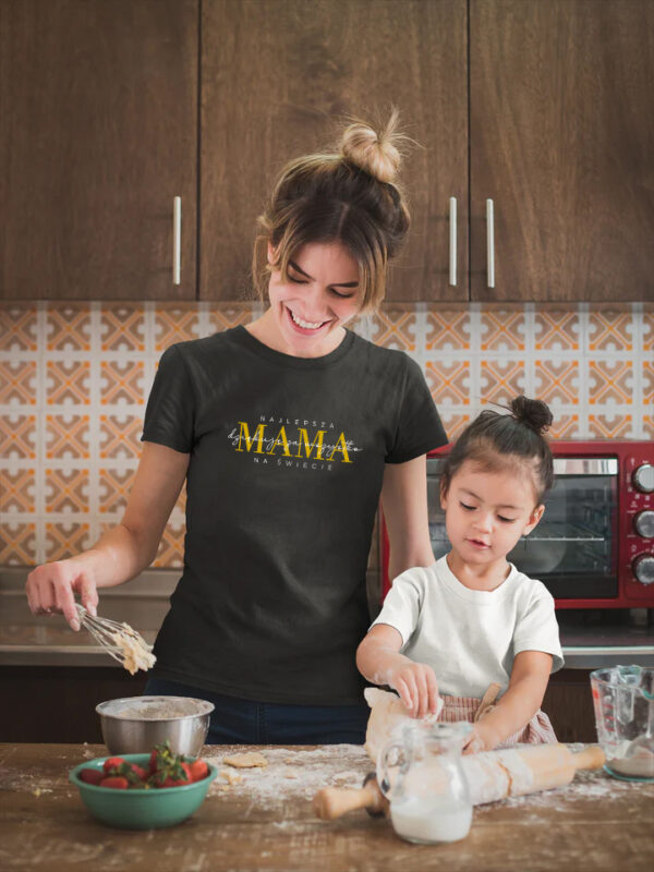 KOSZULKA NAJLEPSZA MAMA NA ŚWIECIE DZIĘKUJĘ ZA WSZYSTKO - koszulka damska z nadrukiem. Prezent na dzień mamy, urodziny, święta walentynki dzień kobiet.