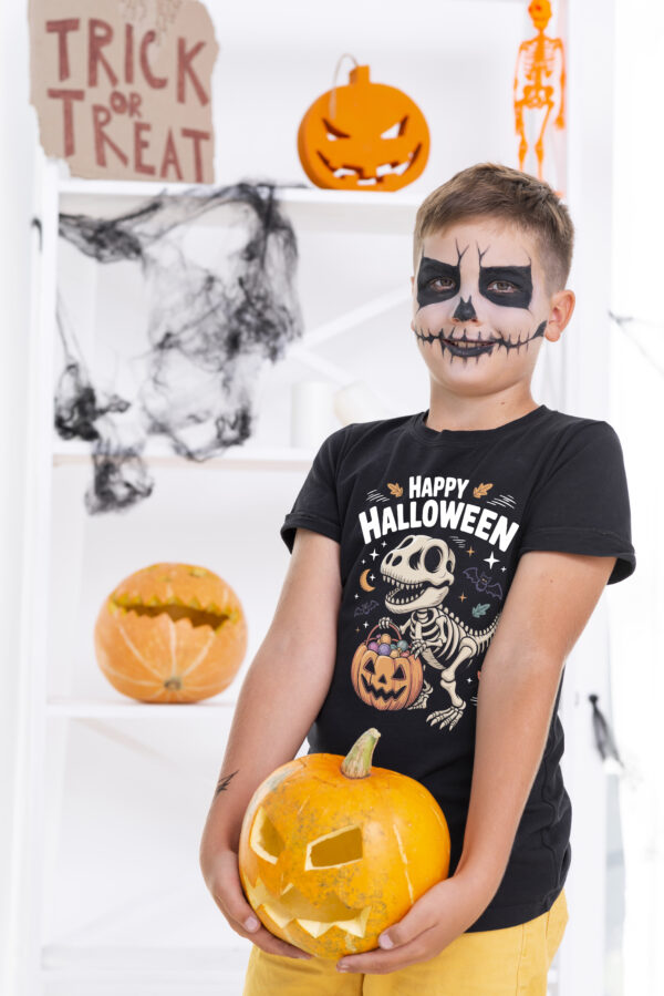 Koszulka dziecięca z napisem „Happy Halloween” i grafiką szkieletu dinozaura z cukierkami